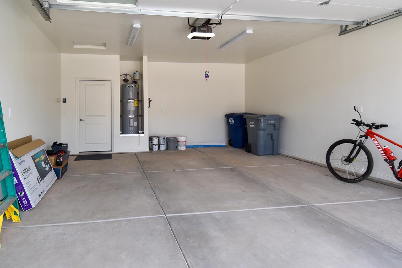 363 S Deep Creek DR Washington, UT 84780 home for sale, MLS#25-260139 - Erika Rogers Photo 29