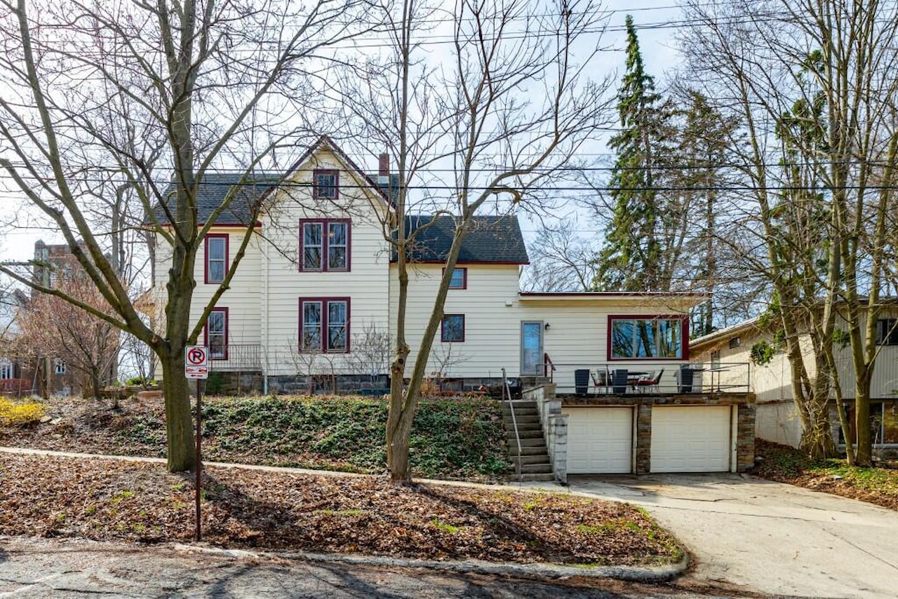 300 3rd St in Ann Arbor, MI Photo 4