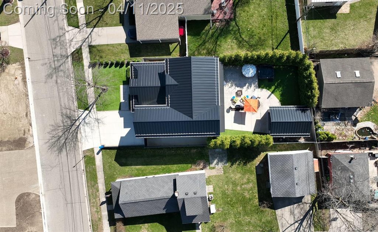 523 Renshaw St in Rochester, MI Photo 20