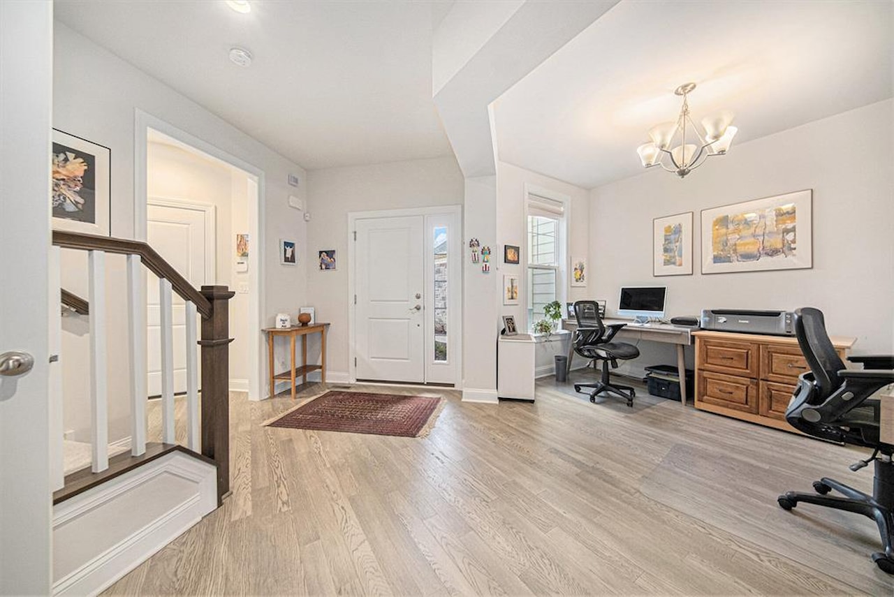 3092 N Spurway Dr in Ann Arbor, MI Photo 5