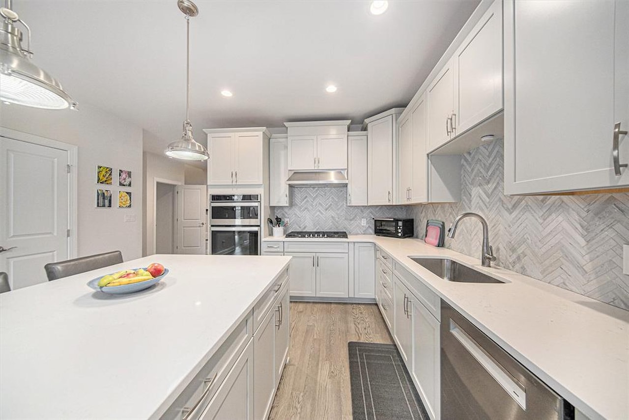 3092 N Spurway Dr in Ann Arbor, MI Photo 15