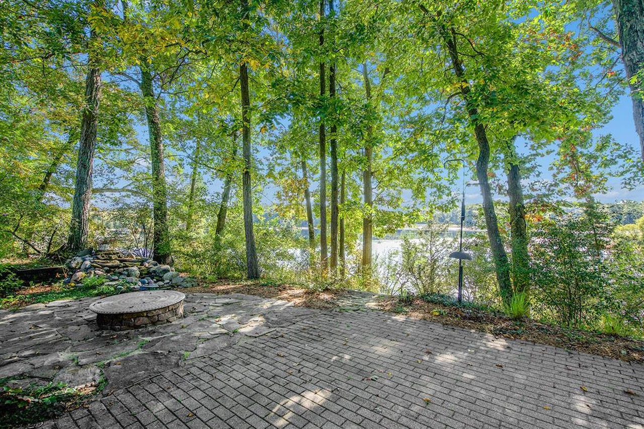 9220 Glenbrook Rd in Dexter Twp, MI Photo 39
