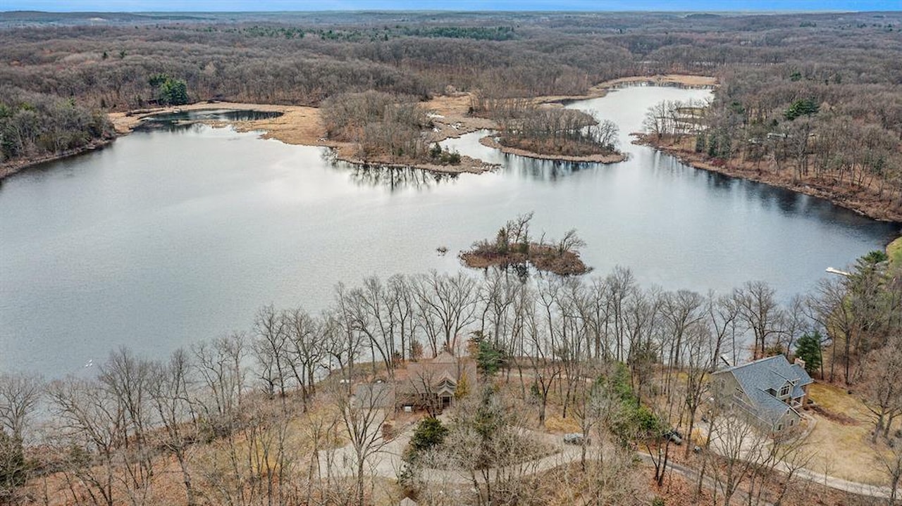 9220 Glenbrook Rd in Dexter Twp, MI Photo 56