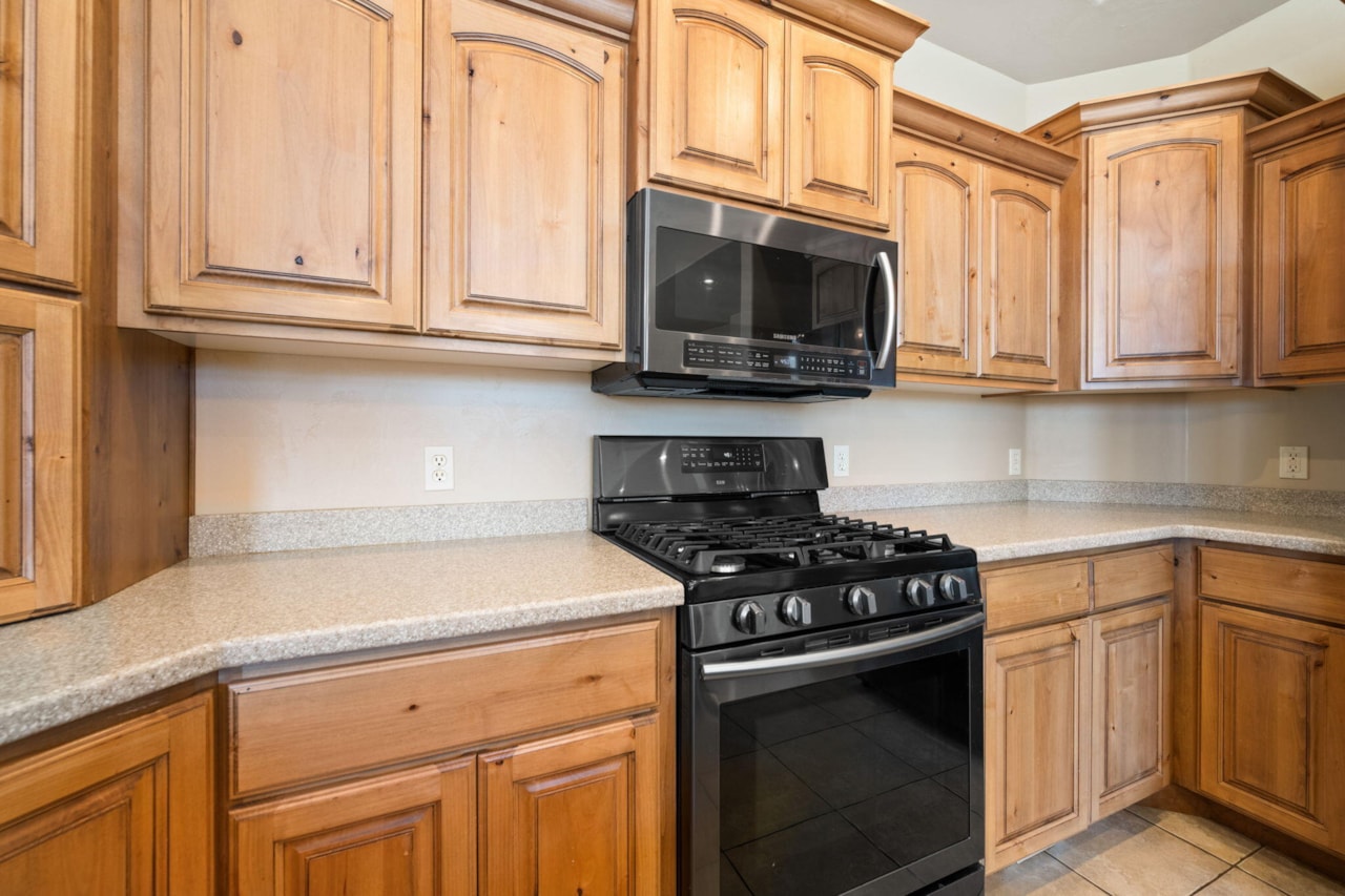 3523 Desert Hills DR St George, UT 84790 home for sale, MLS#25-258423 - Erika Rogers Photo 13