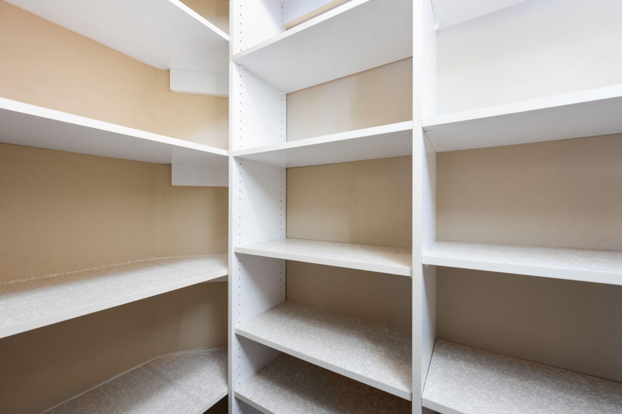 3523 Desert Hills DR St George, UT 84790 home for sale, MLS#25-258423 - Erika Rogers Photo 14