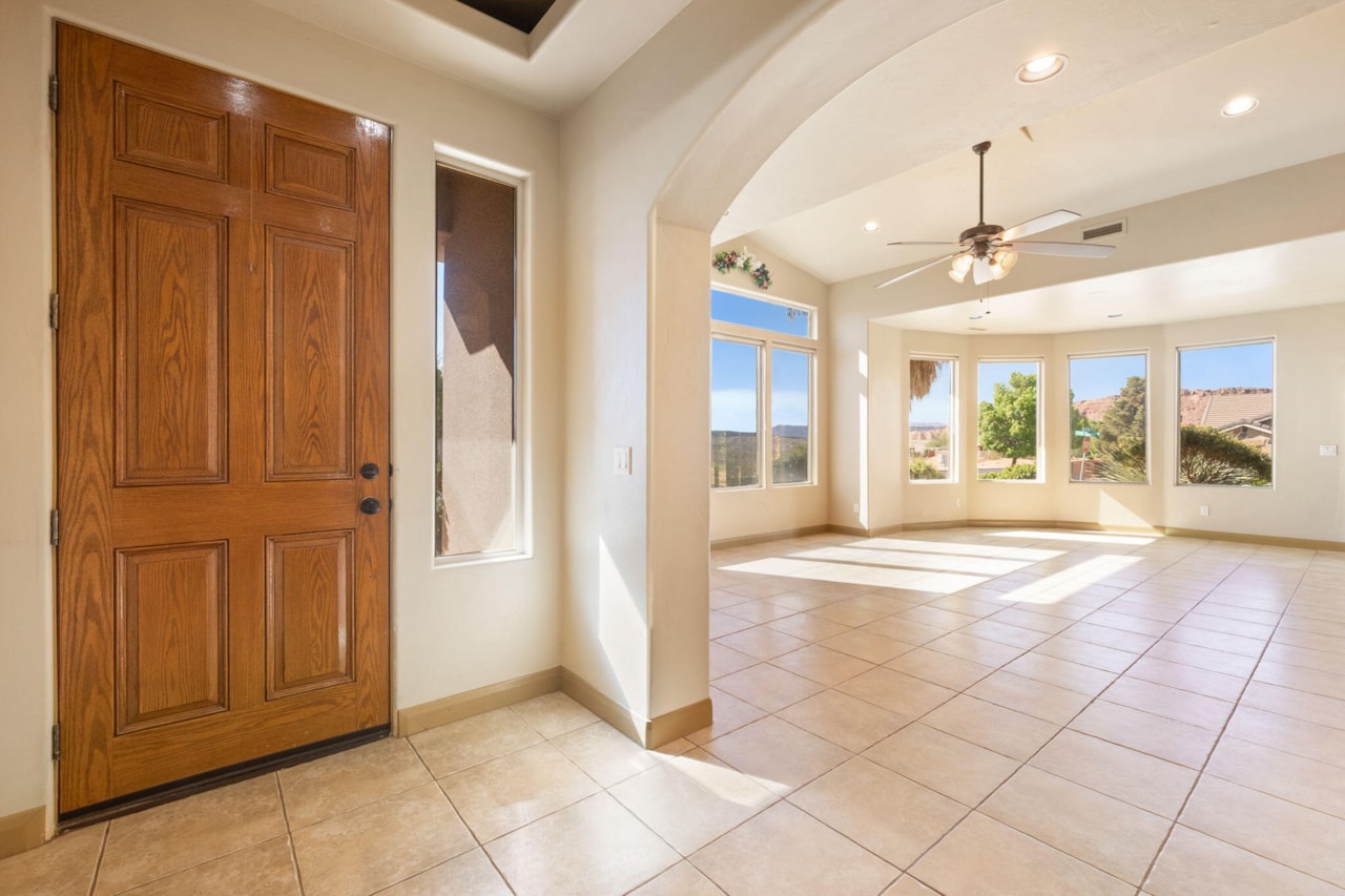 3523 Desert Hills DR St George, UT 84790 home for sale, MLS#25-258423 - Erika Rogers Photo 20