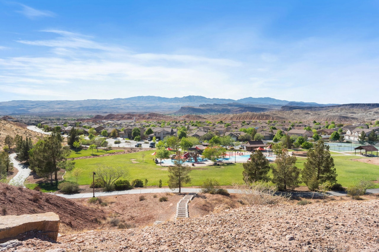 3523 Desert Hills DR St George, UT 84790 home for sale, MLS#25-258423 - Erika Rogers Photo 35