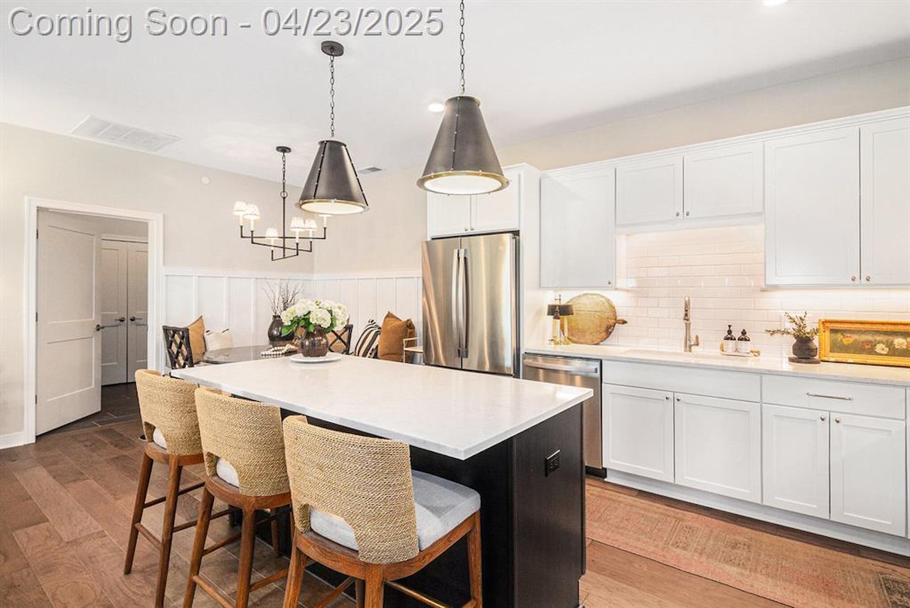 622 Boardwalk Ln in Dexter, MI Photo 9