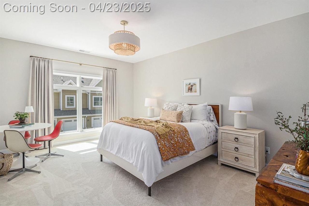 622 Boardwalk Ln in Dexter, MI Photo 18