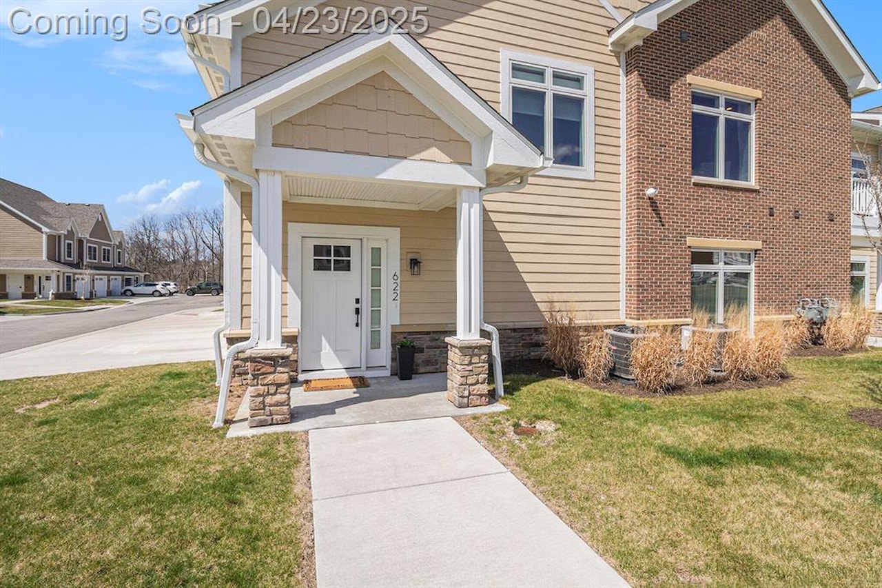 622 Boardwalk Ln in Dexter, MI Photo 25