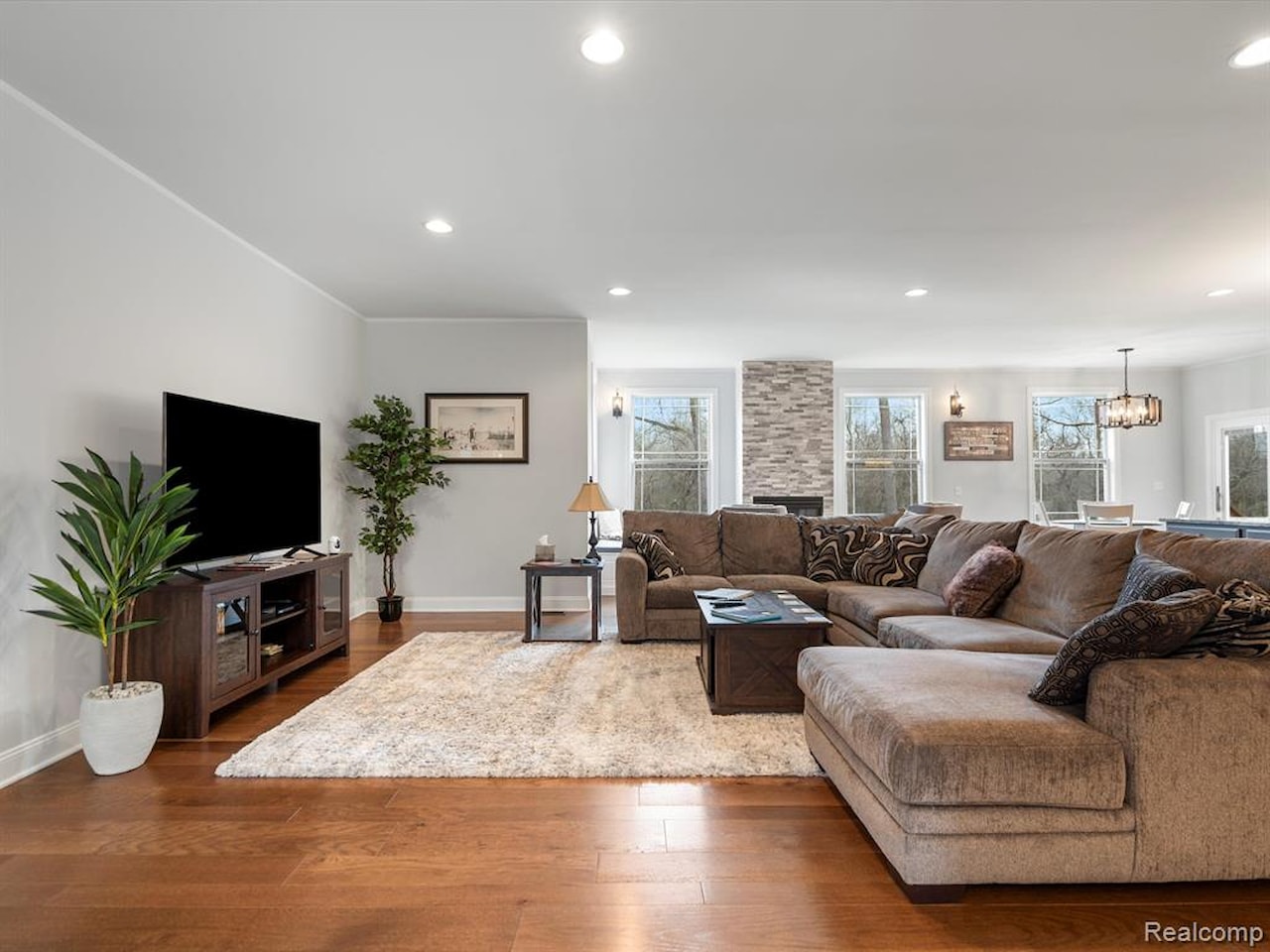 6750 Sunset Dr in Salem Twp, MI Photo 6