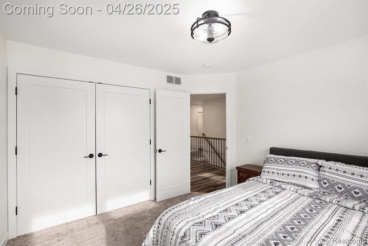 8315 Pleasant Ct in Goodrich Vlg, MI Photo 14