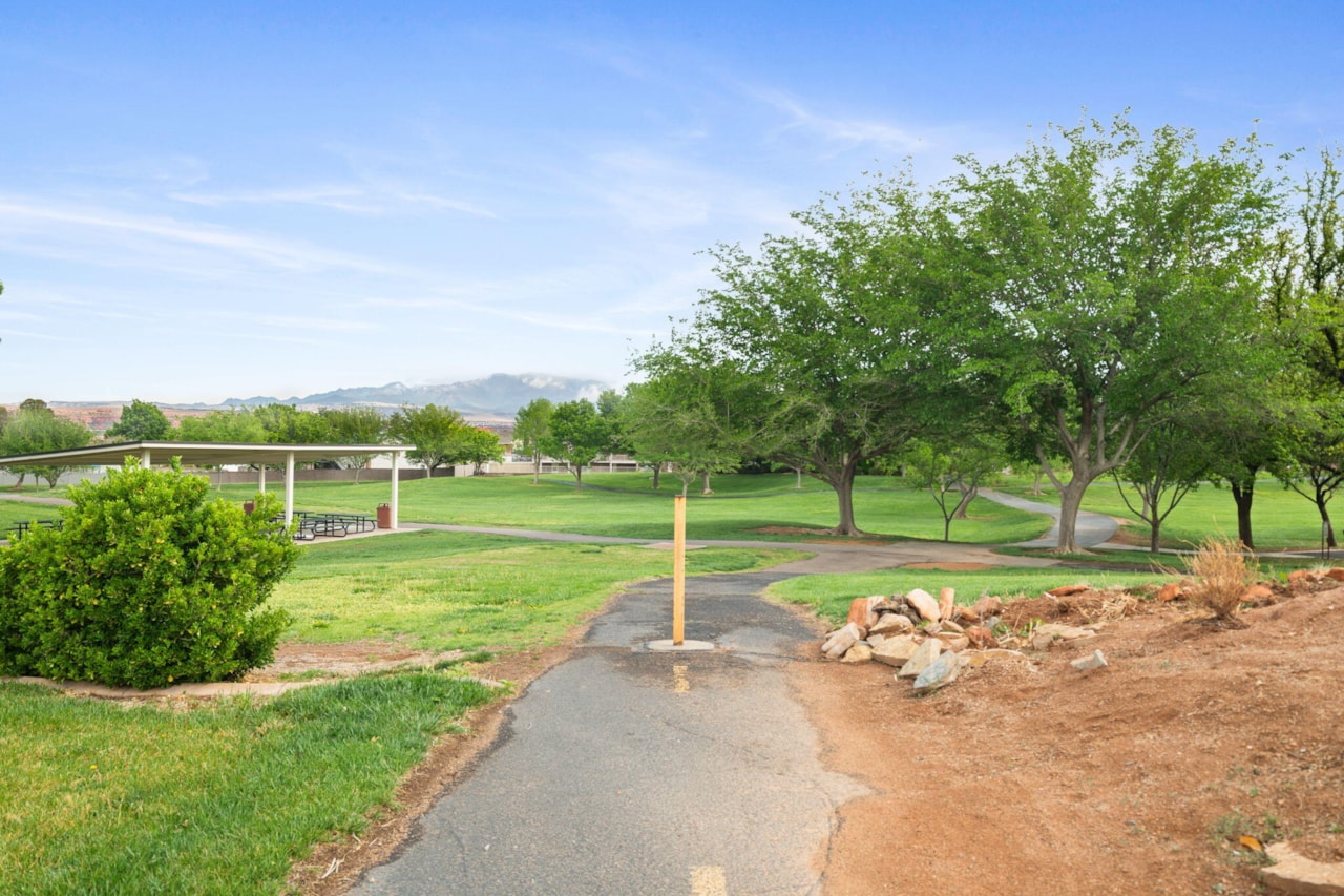 885 E Fort Pierce DR St George, UT 84790 home for sale, MLS#25-260553 - Erika Rogers Photo 19