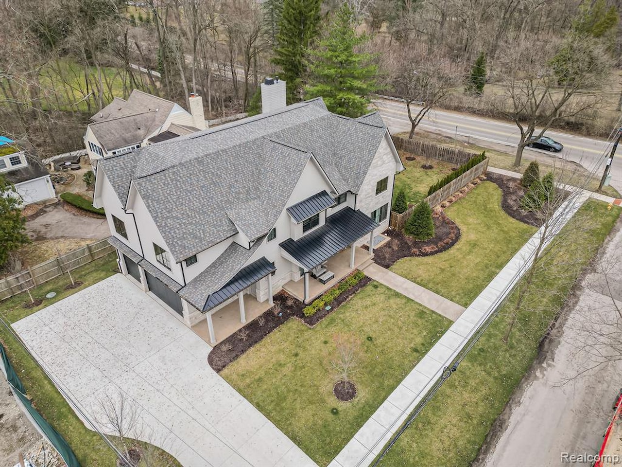 1563 Lakeside Dr in Birmingham, MI Photo 53