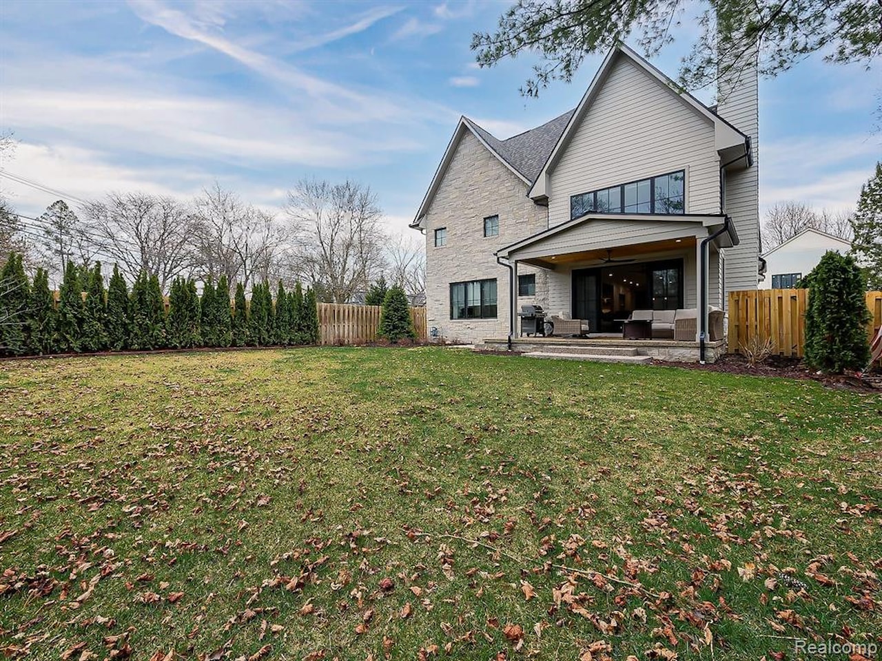 1563 Lakeside Dr in Birmingham, MI Photo 50