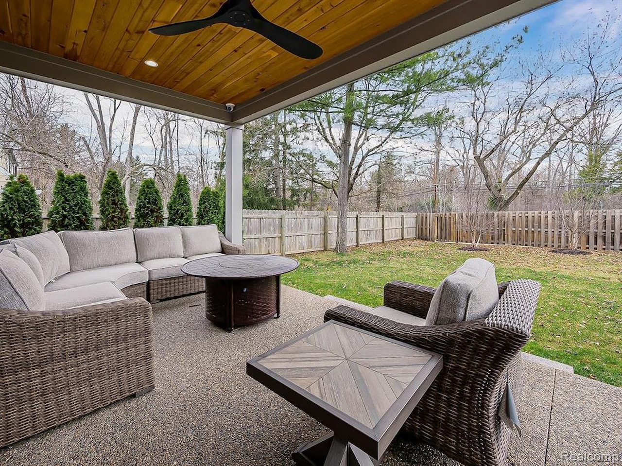 1563 Lakeside Dr in Birmingham, MI Photo 49