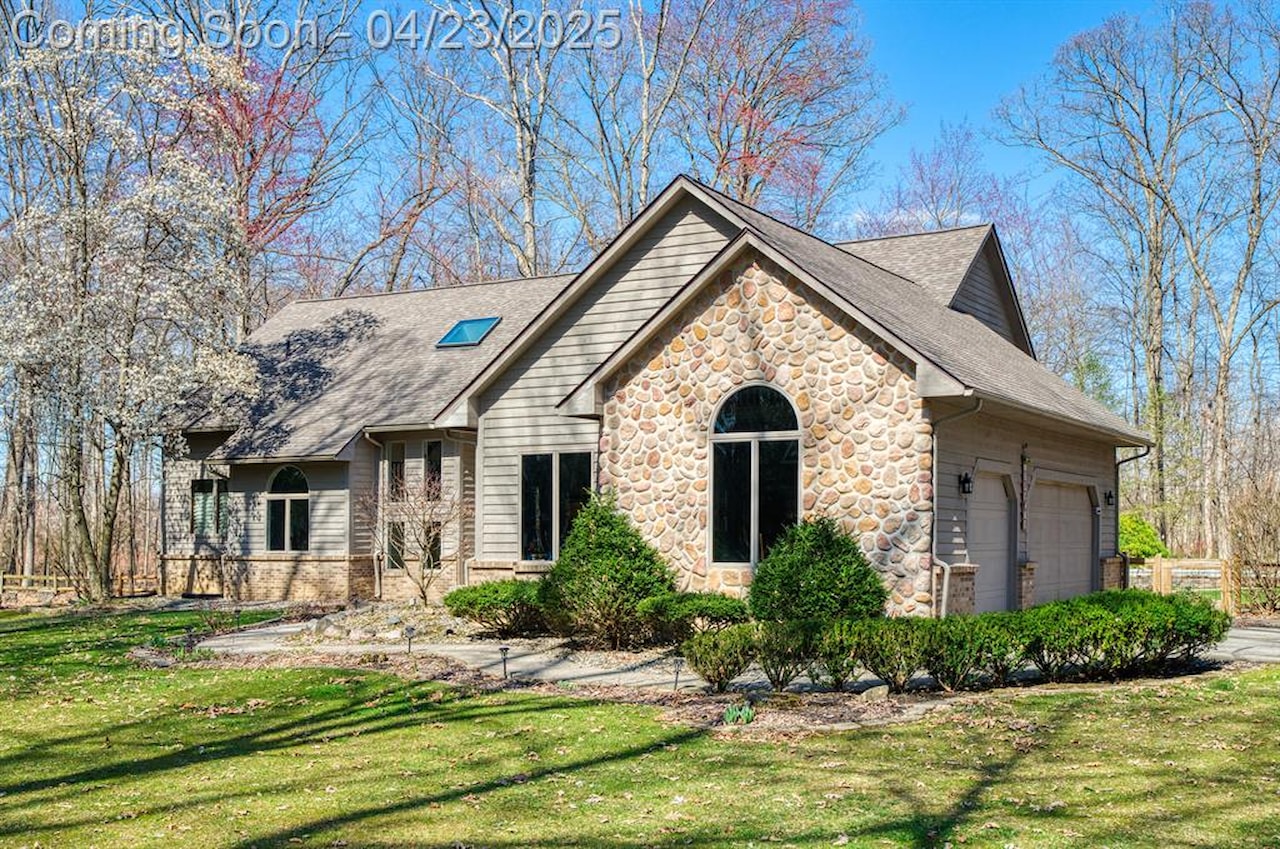 6310 Stofer Rd in Dexter Twp, MI Photo 3