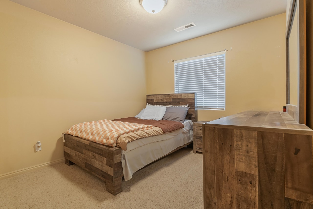 2930 E 450  N #F6 St George, UT 84790 home for sale, MLS#25-260198 - Erika Rogers Photo 14