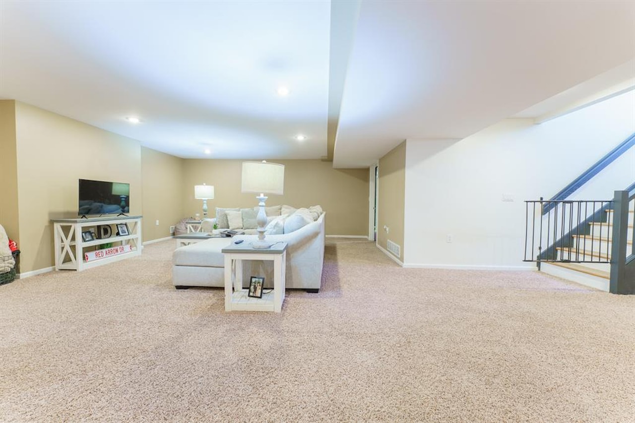 6310 Stofer Rd in Dexter Twp, MI Photo 42
