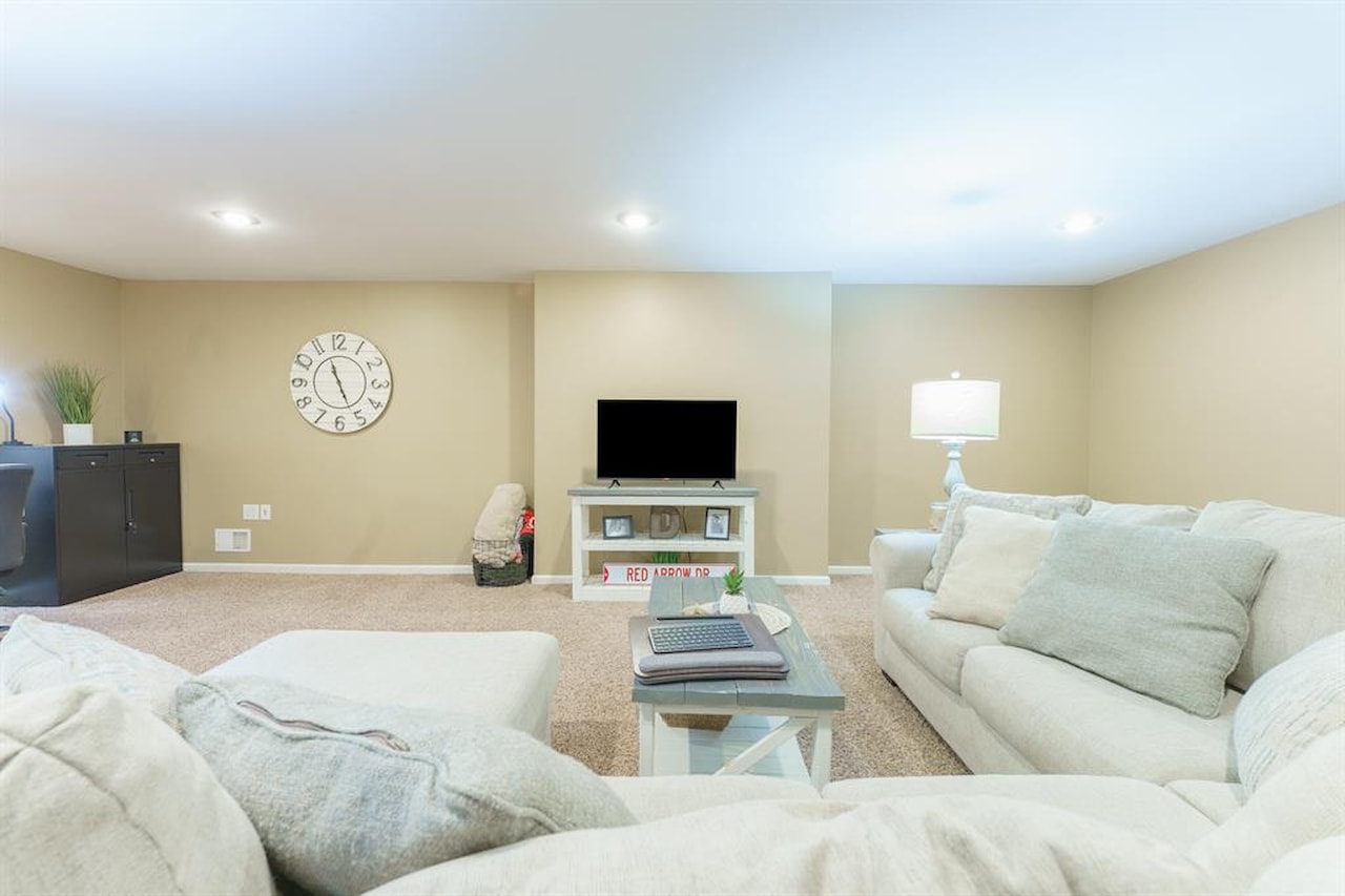 6310 Stofer Rd in Dexter Twp, MI Photo 43
