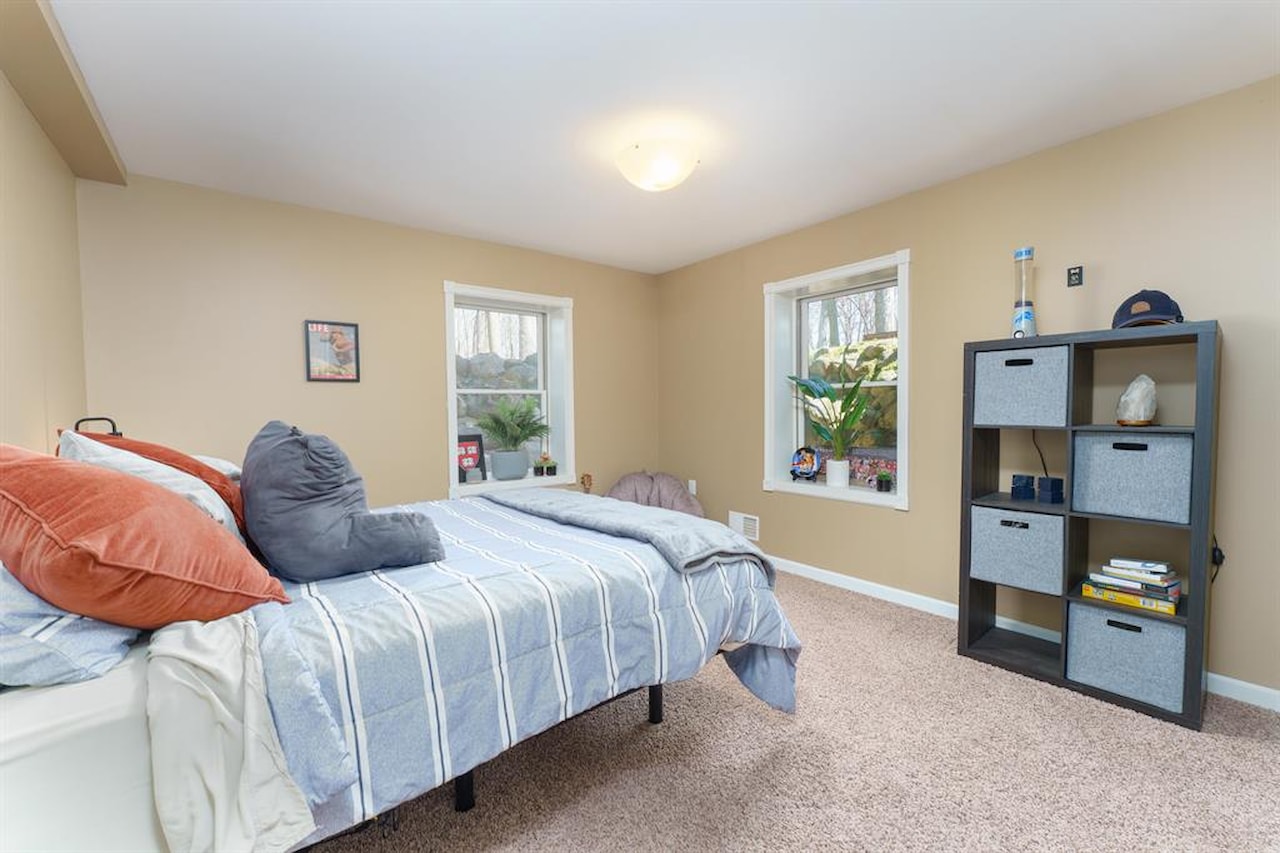 6310 Stofer Rd in Dexter Twp, MI Photo 47
