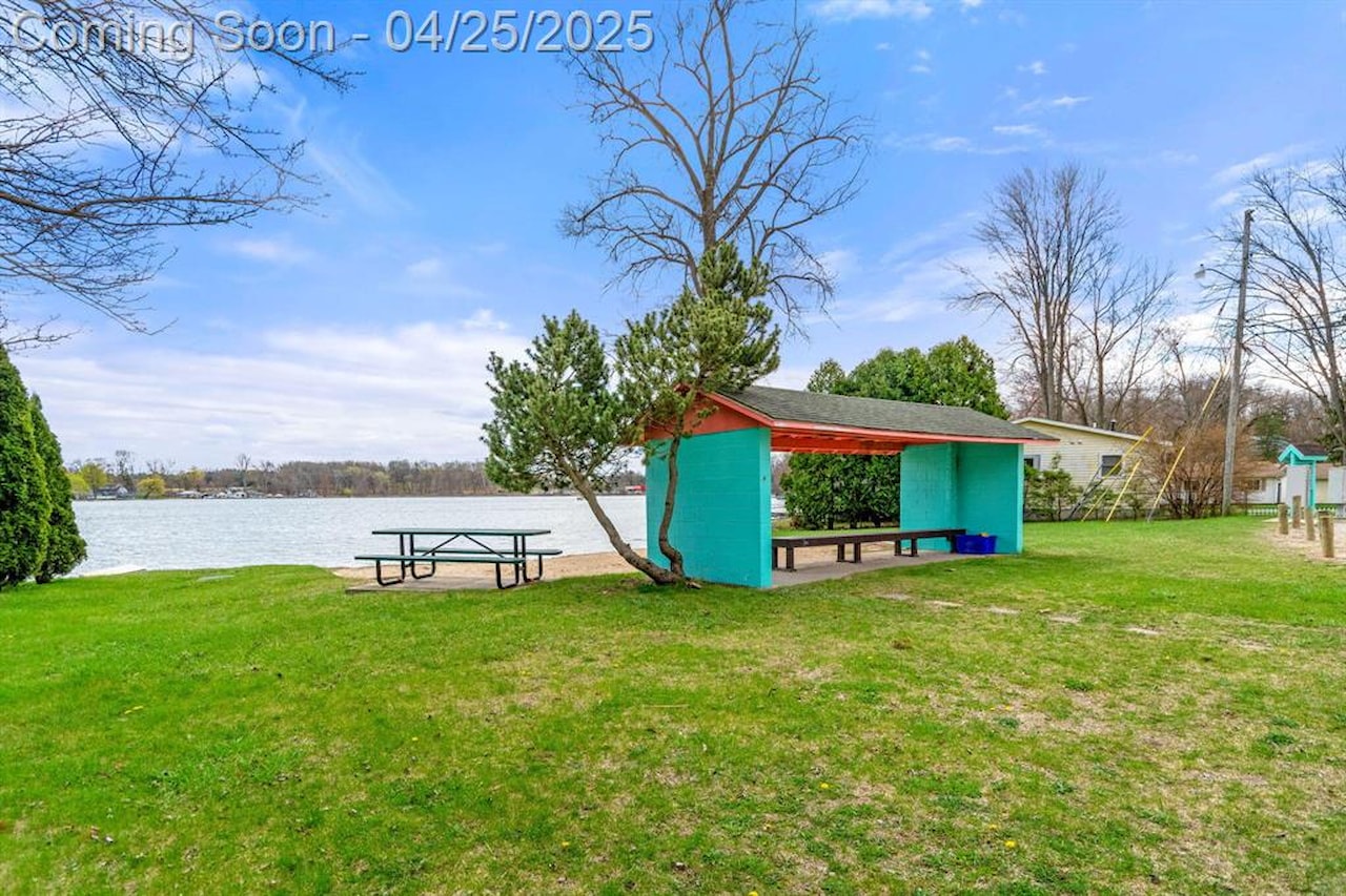 6545 Hiller Ave in Hamburg Twp, MI Photo 33