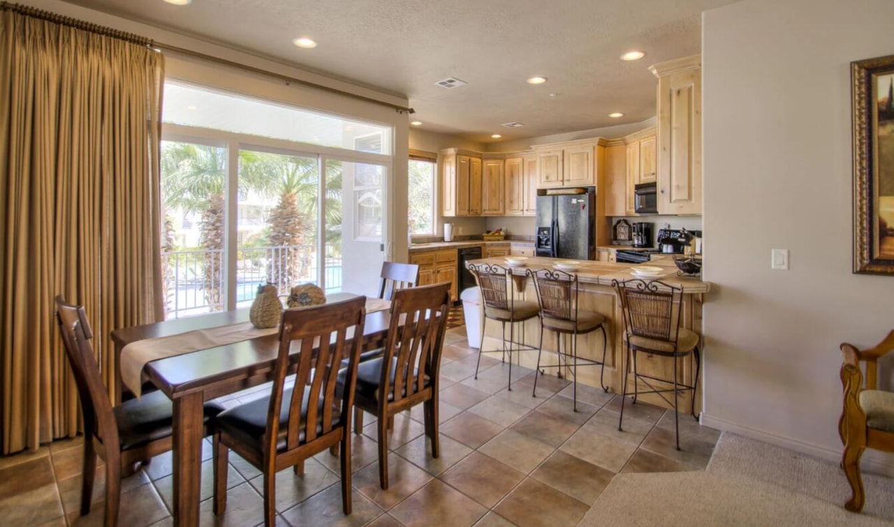 1845 W Canyon View DR #1906 St George, UT 84770 condo for sale, MLS#25-260600 - Erika Rogers Photo 2