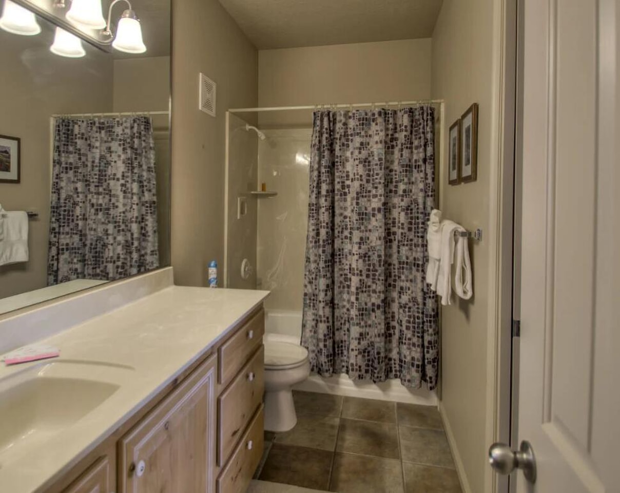 1845 W Canyon View DR #1906 St George, UT 84770 condo for sale, MLS#25-260600 - Erika Rogers Photo 8