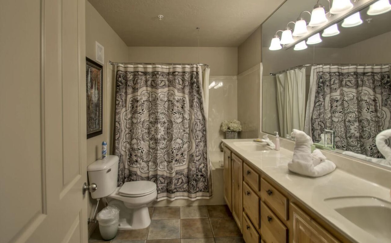 1845 W Canyon View DR #1906 St George, UT 84770 condo for sale, MLS#25-260600 - Erika Rogers Photo 10