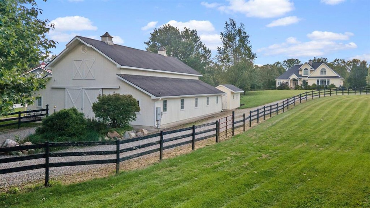 1280 Sylvan Rd in Chelsea, MI Photo 49