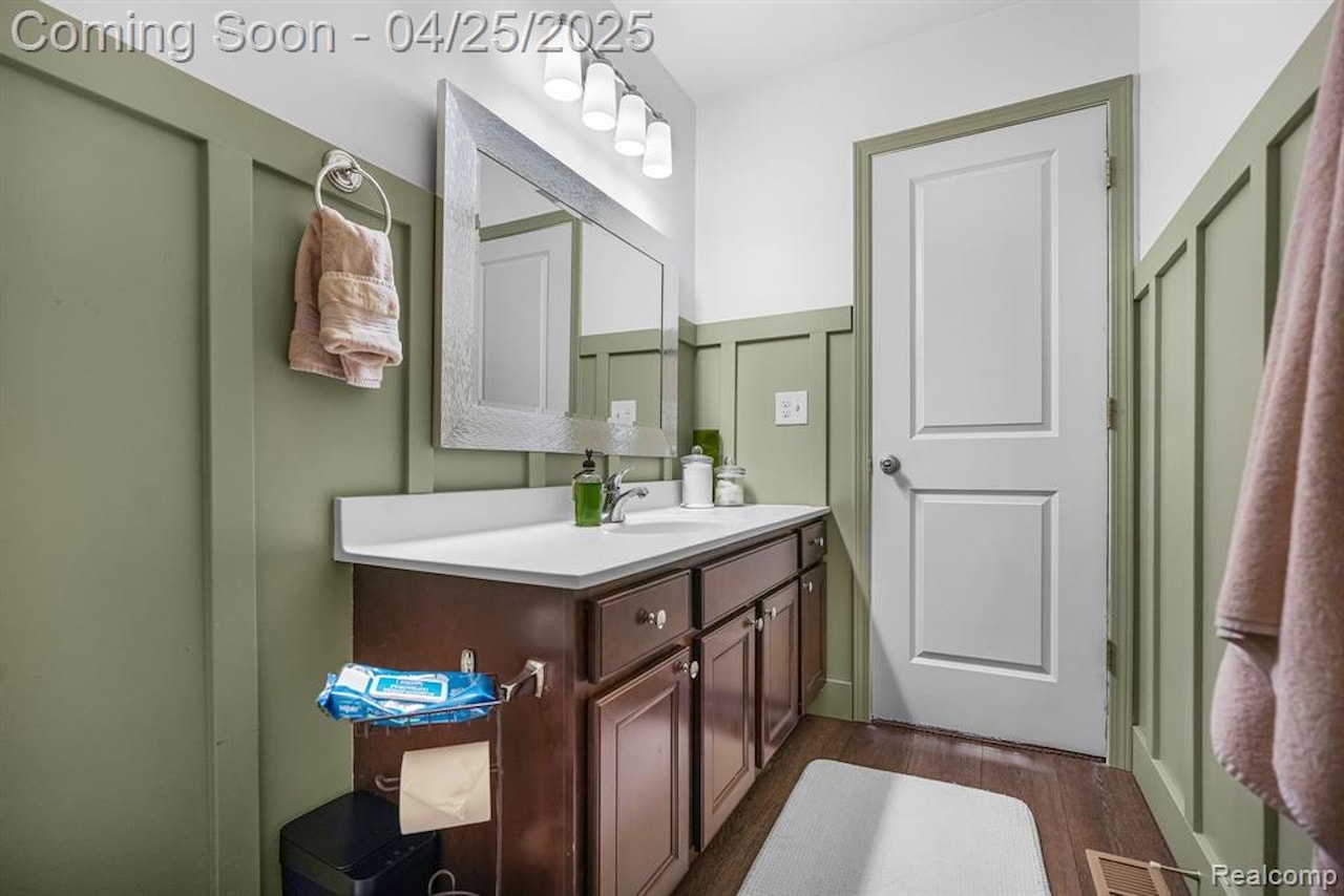 168 Penobscot Dr in Marion Twp, MI Photo 25