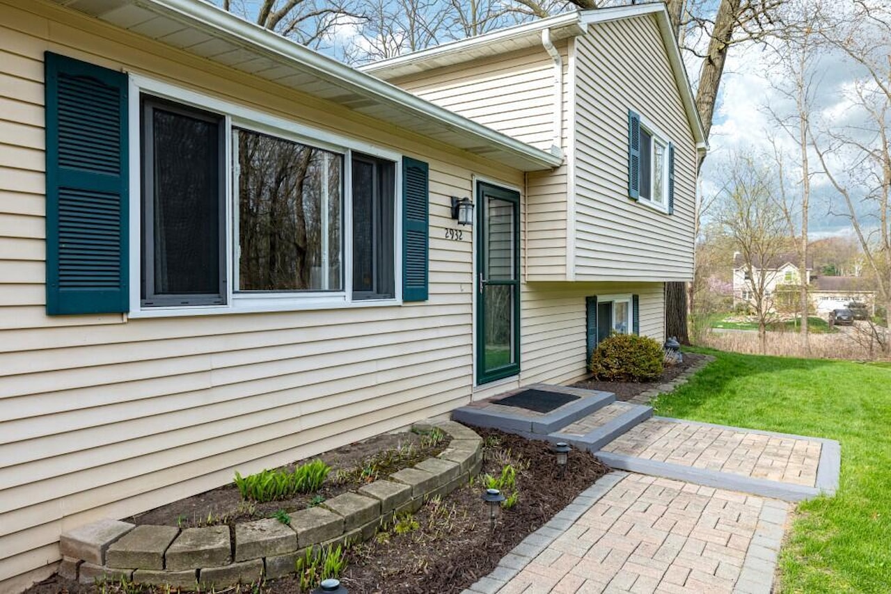 2932 Wilson Ave in Hamburg Twp, MI Photo 25