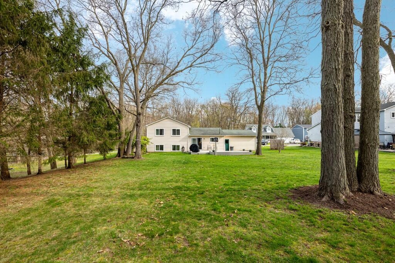 2932 Wilson Ave in Hamburg Twp, MI Photo 33