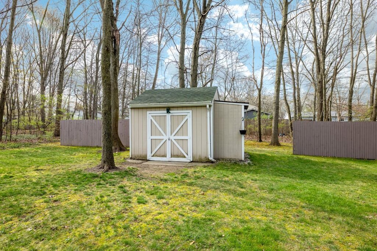 2932 Wilson Ave in Hamburg Twp, MI Photo 36