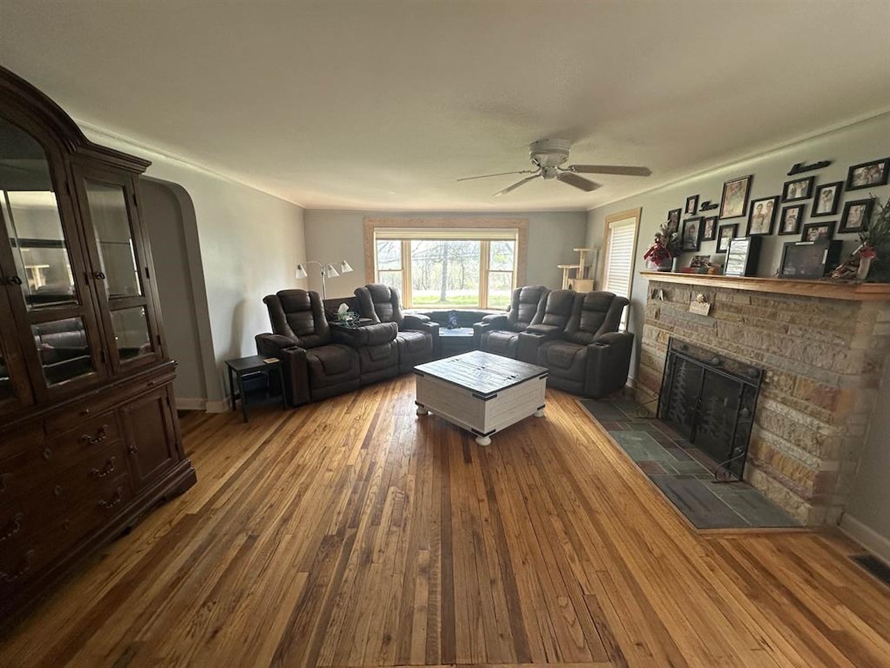 610 S Macomb St in Manchester Vlg, MI Photo 4
