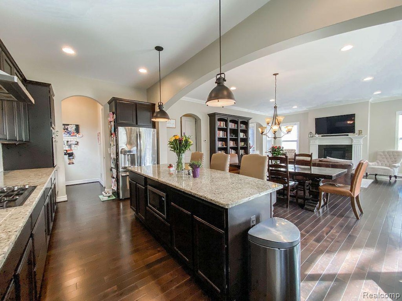 220 S Castell Ave in Rochester, MI Photo 19