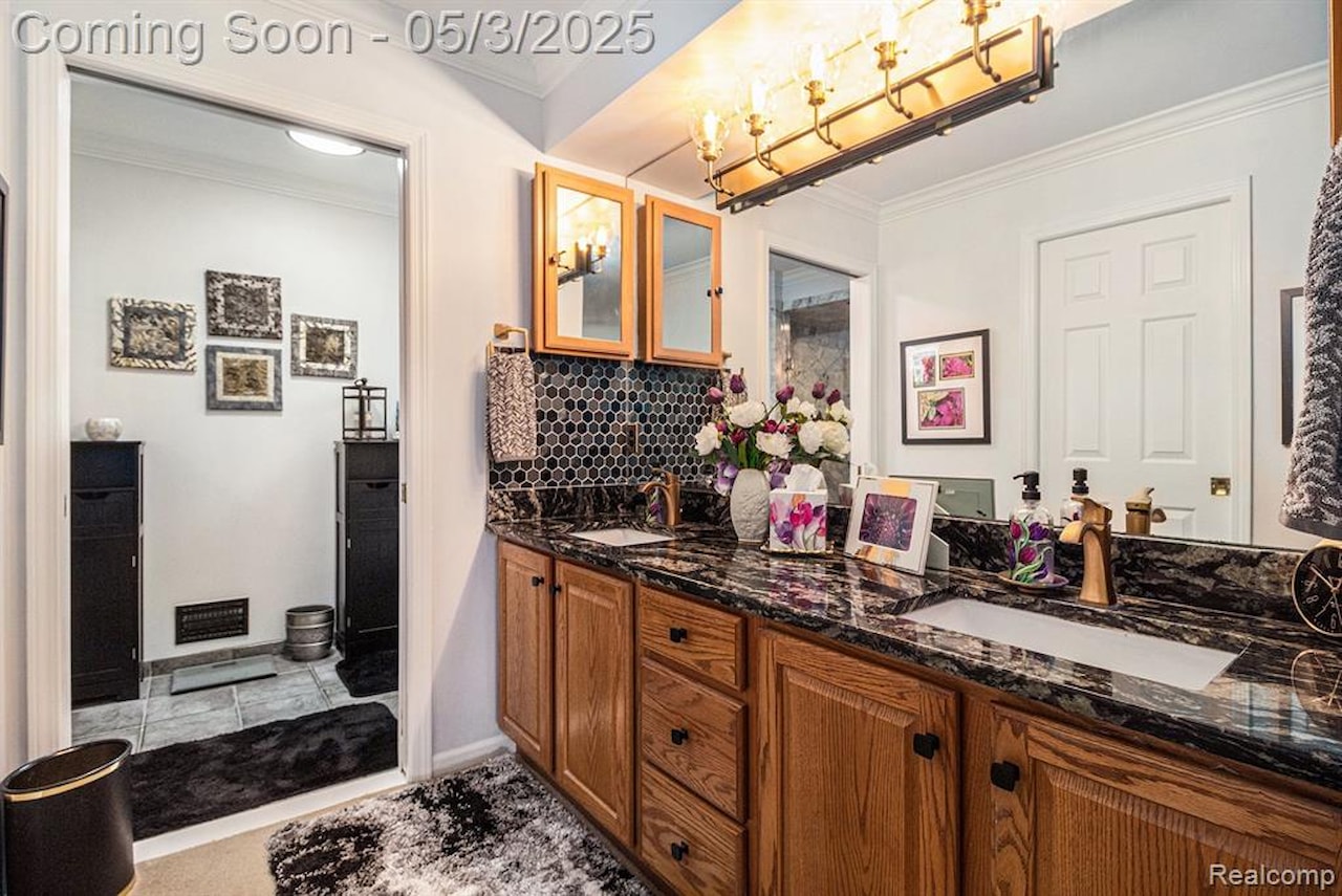 404 Walnut Dr #34 in South Lyon, MI Photo 15