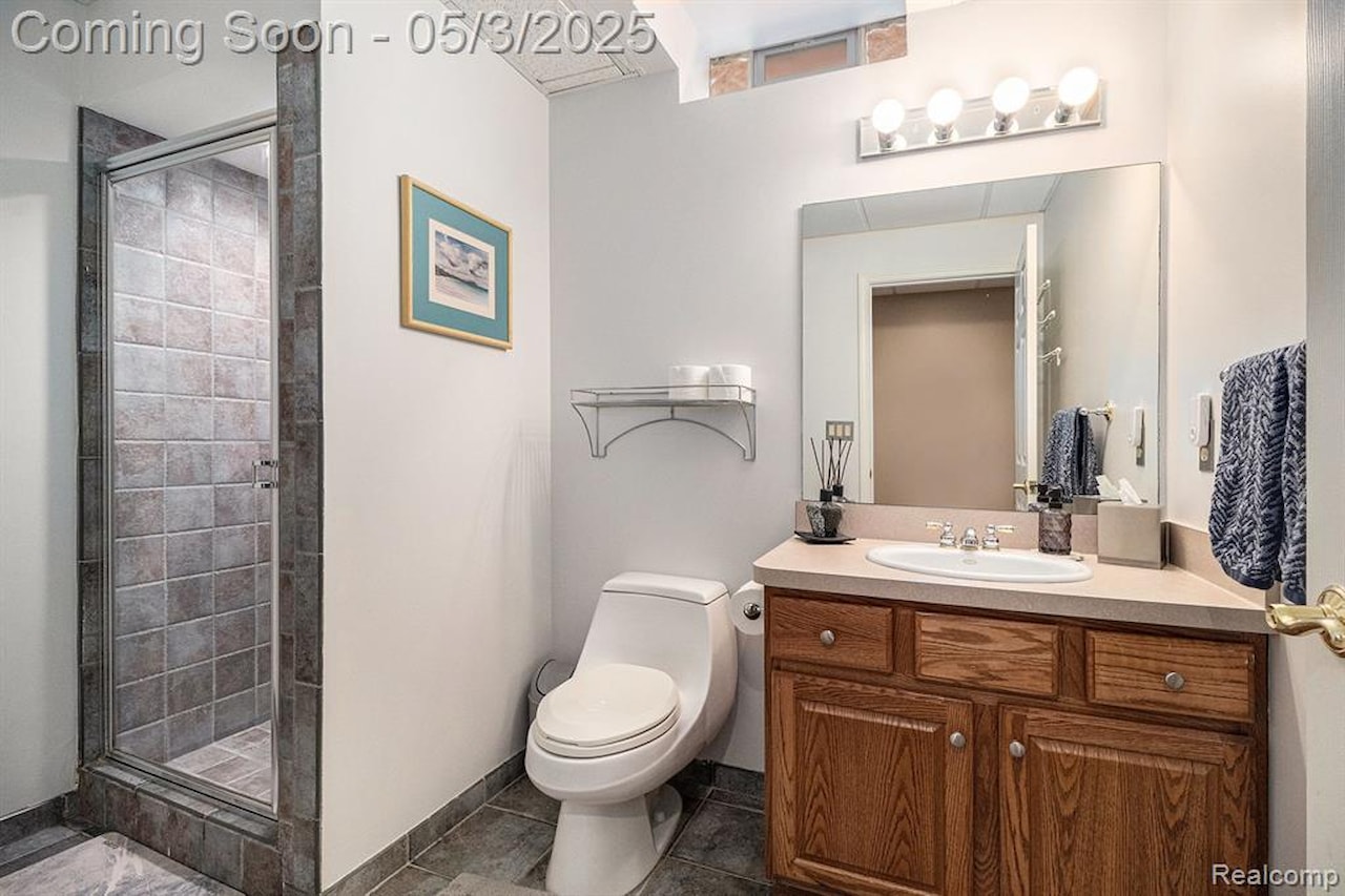 404 Walnut Dr #34 in South Lyon, MI Photo 18