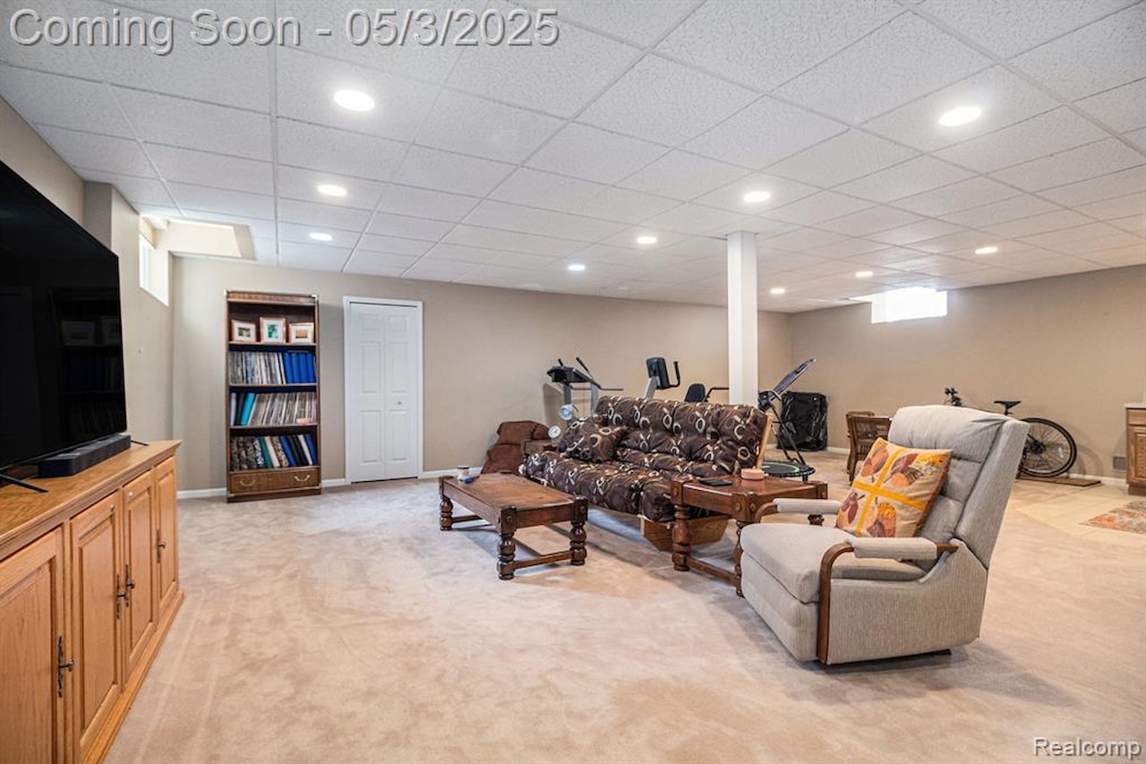 404 Walnut Dr #34 in South Lyon, MI Photo 23
