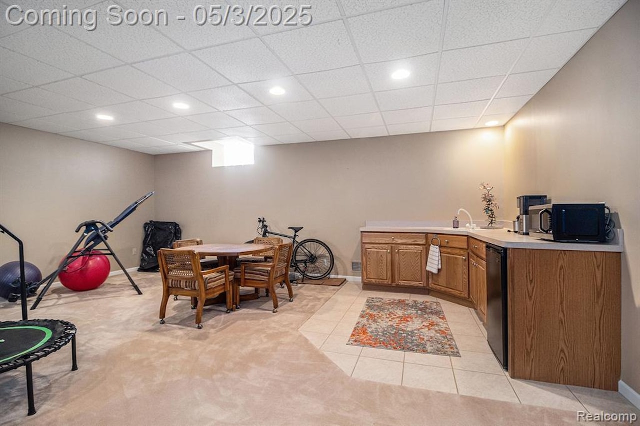 404 Walnut Dr #34 in South Lyon, MI Photo 24