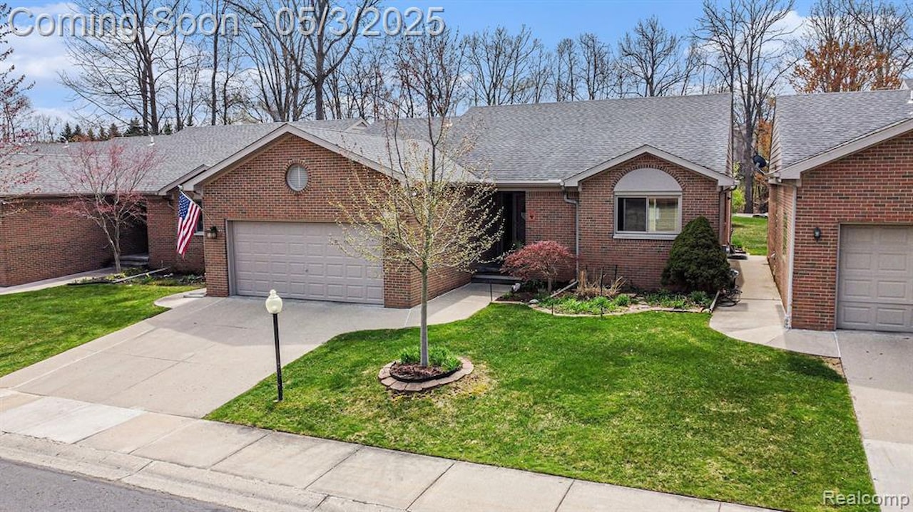404 Walnut Dr #34 in South Lyon, MI Photo 29