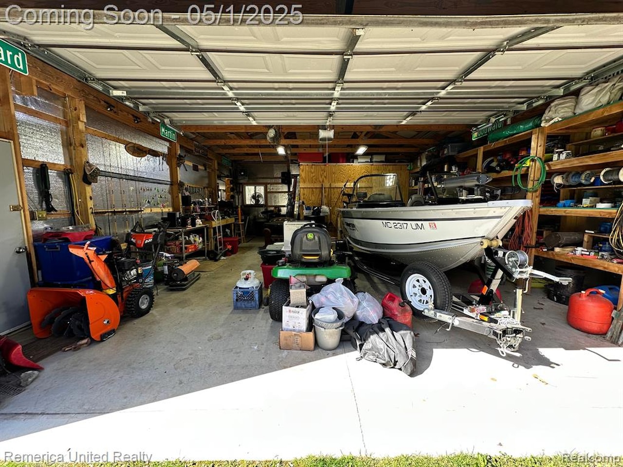 6565 W Coon Lake Rd in Iosco Twp, MI Photo 13