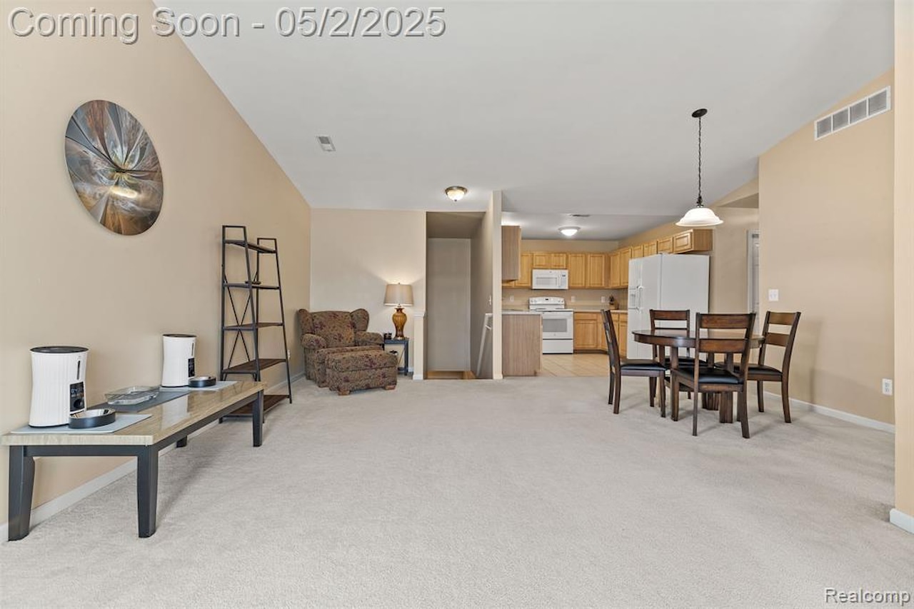1635 Welland St in Howell, MI Photo 11