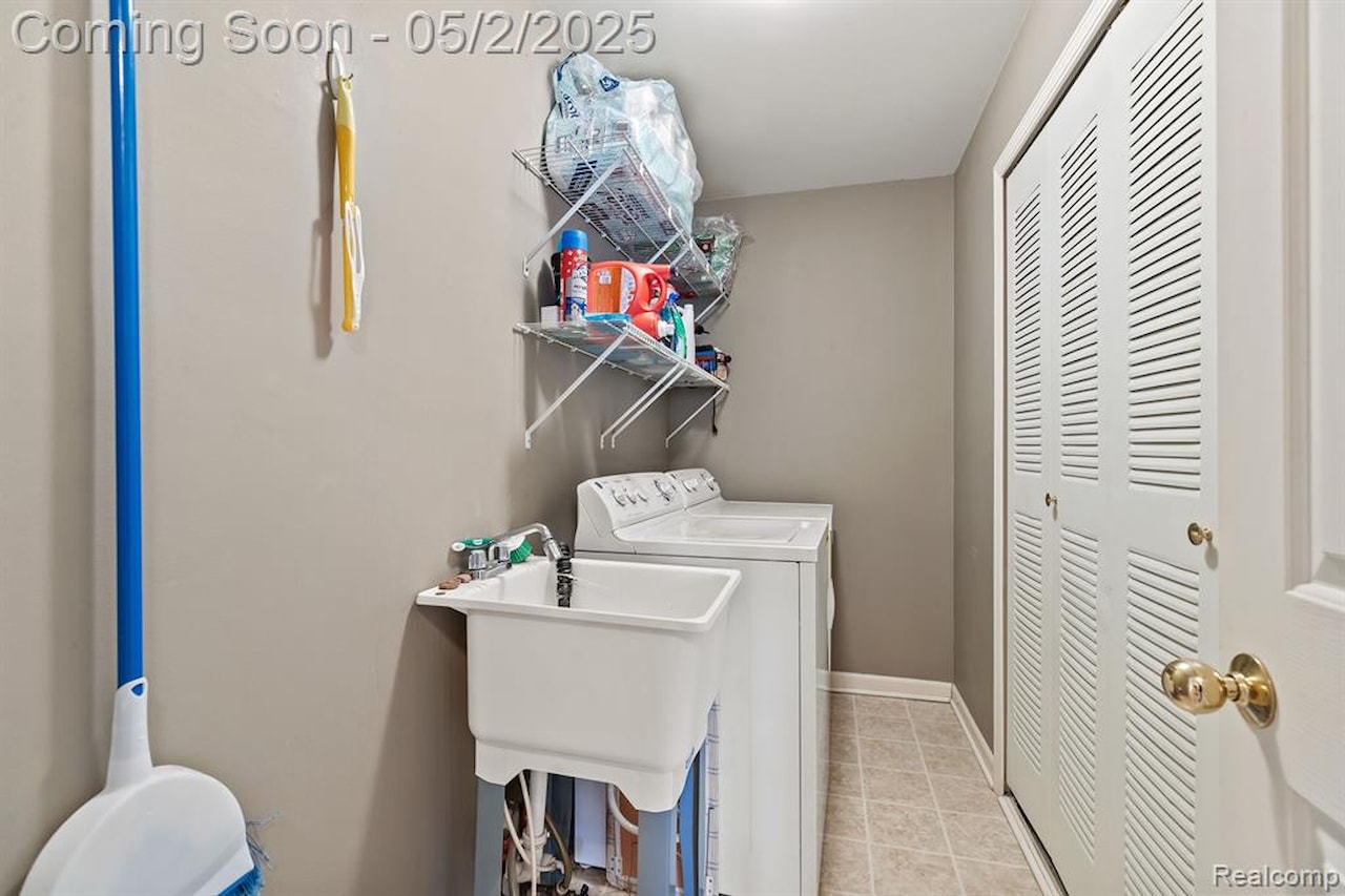 1635 Welland St in Howell, MI Photo 23
