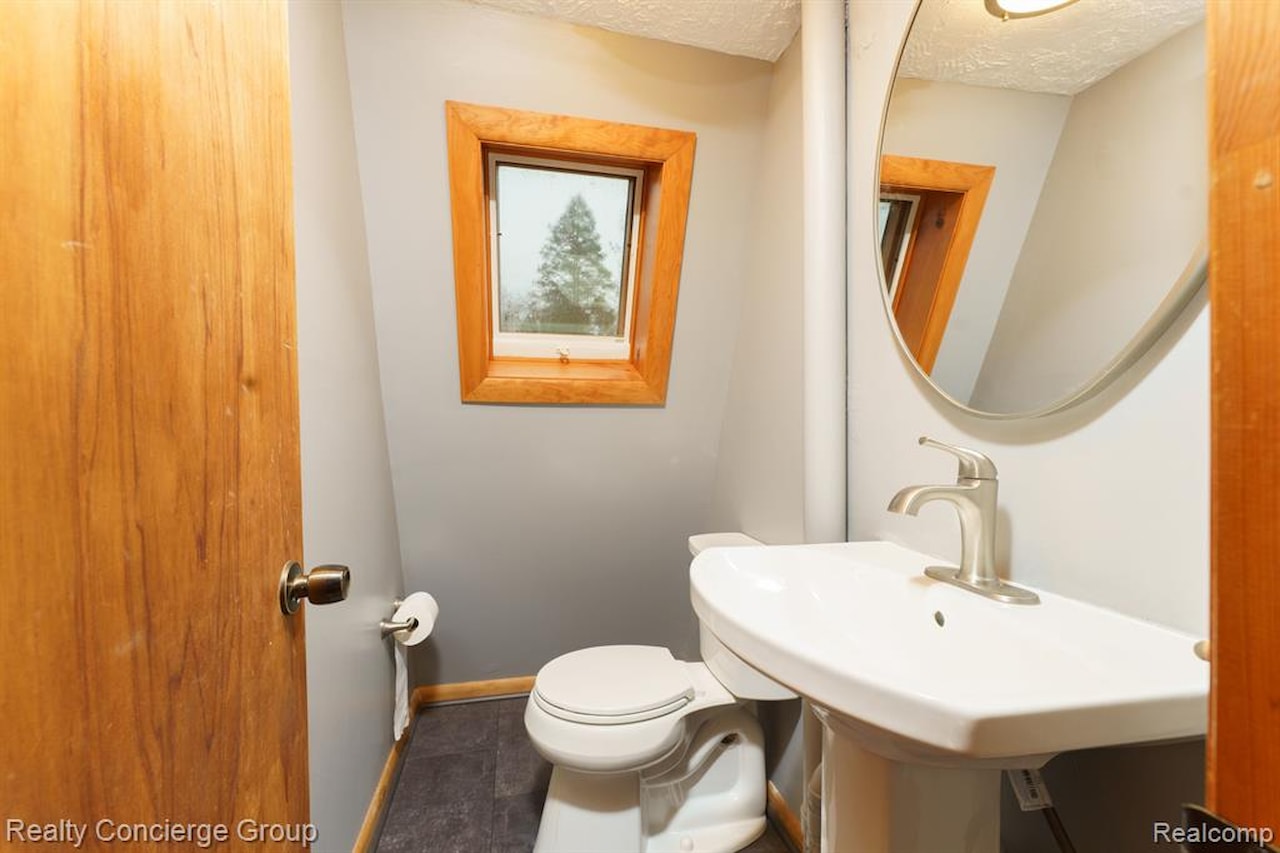771 Hurley Dr in Marion Twp, MI Photo 27