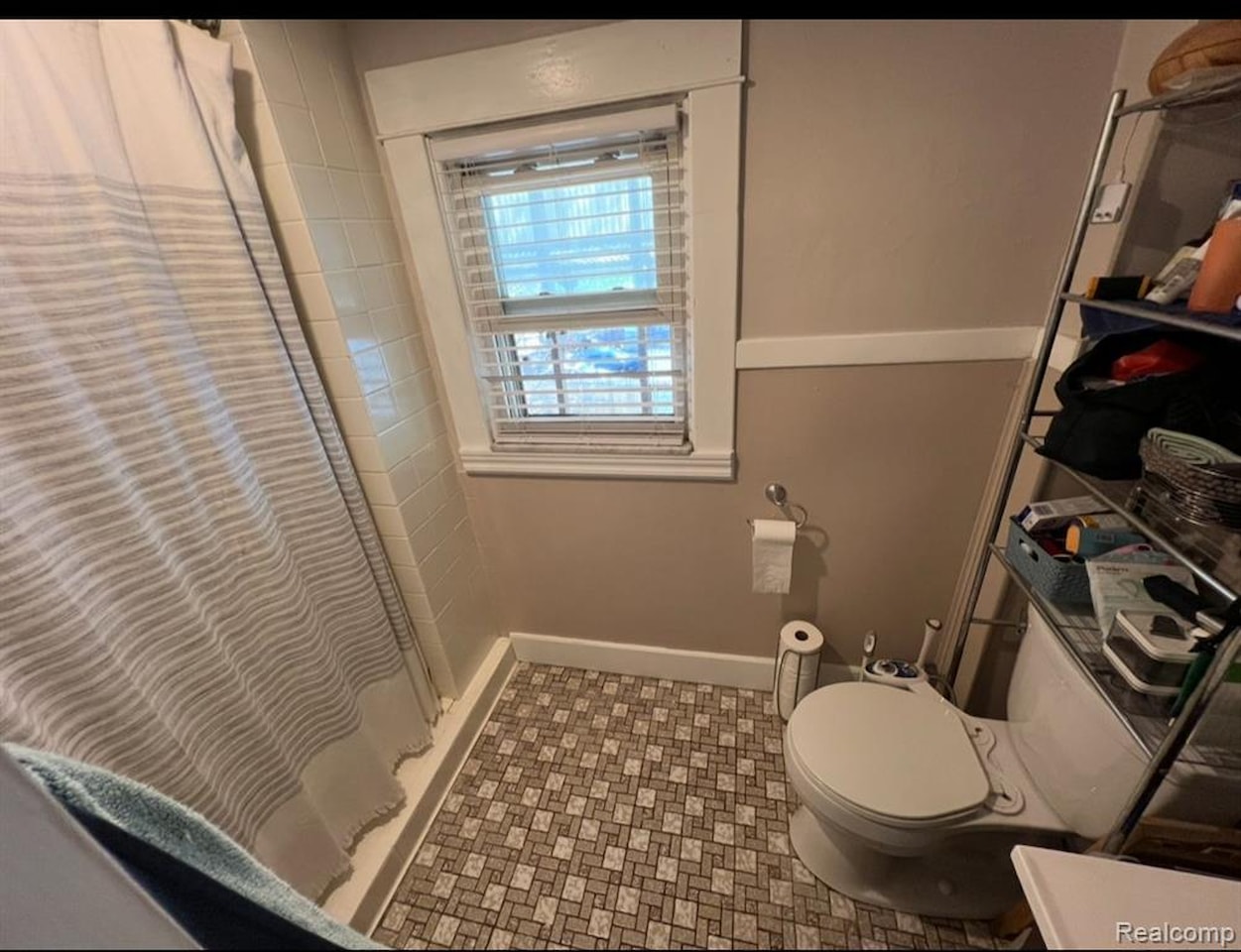 1110 Oak St in Lansing, MI Photo 9