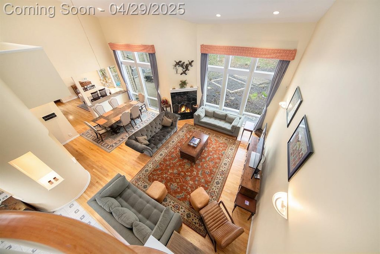 2925 Exmoor Rd in Ann Arbor, MI Photo 9