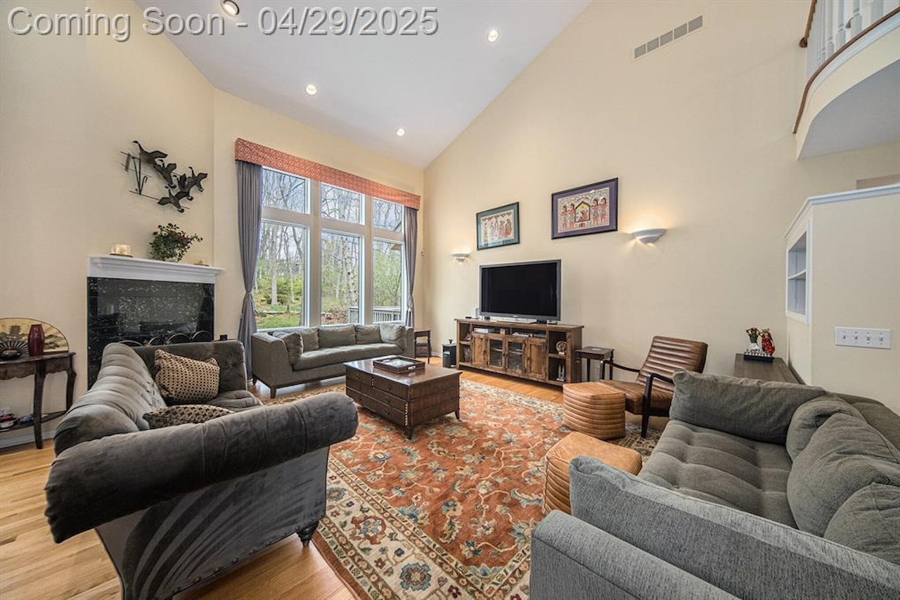 2925 Exmoor Rd in Ann Arbor, MI Photo 13