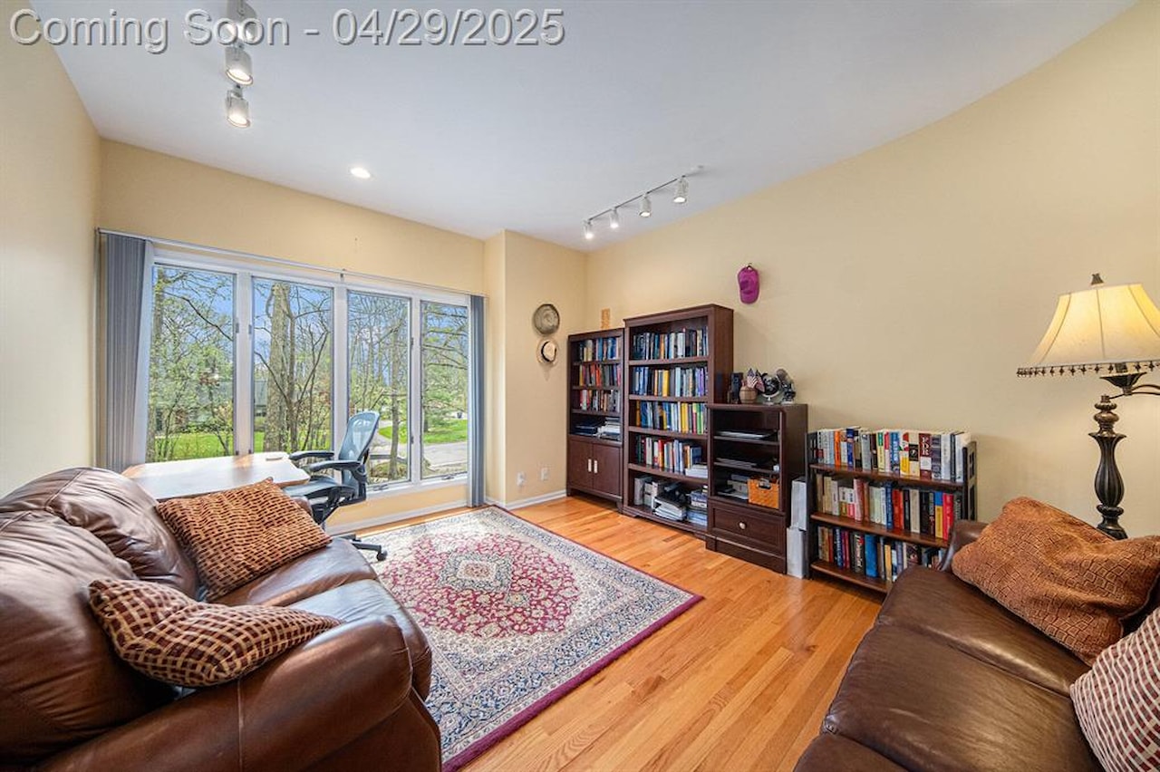 2925 Exmoor Rd in Ann Arbor, MI Photo 14