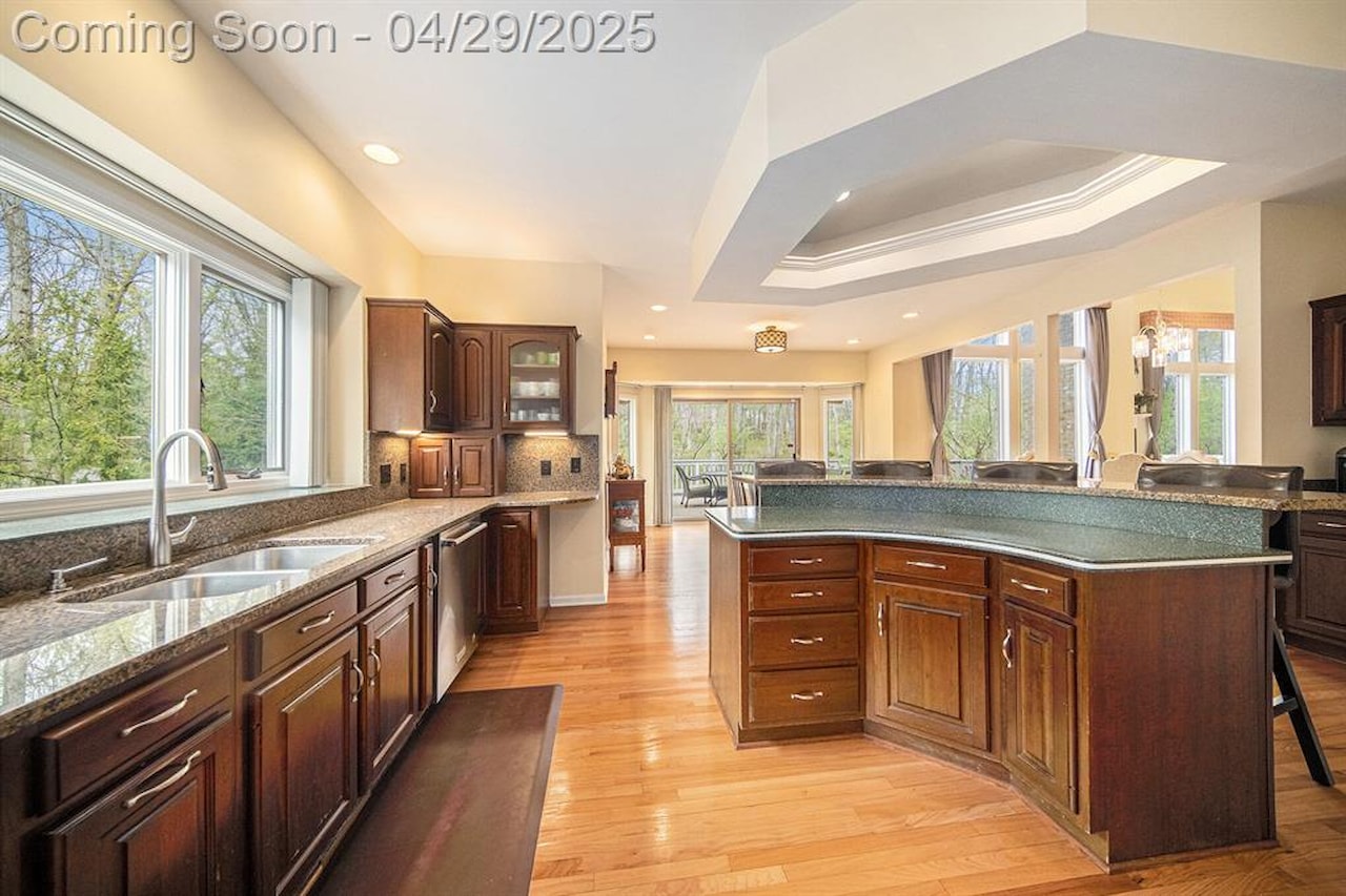 2925 Exmoor Rd in Ann Arbor, MI Photo 17